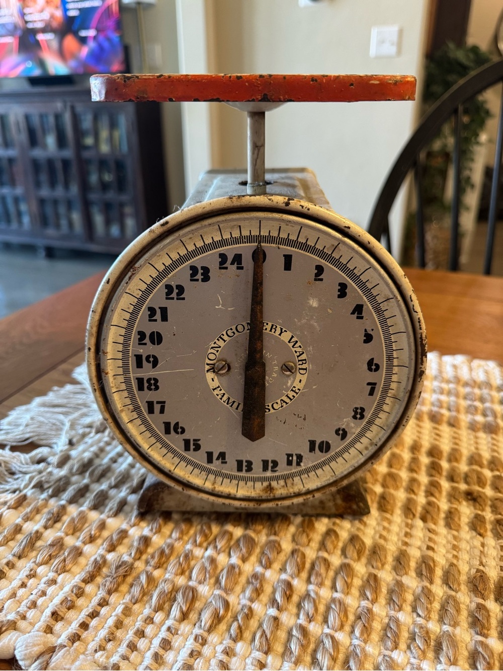 Vintage Montgomery Ward Red and White Kitchen Scale